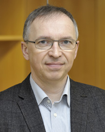 Dr. Andreas Libner